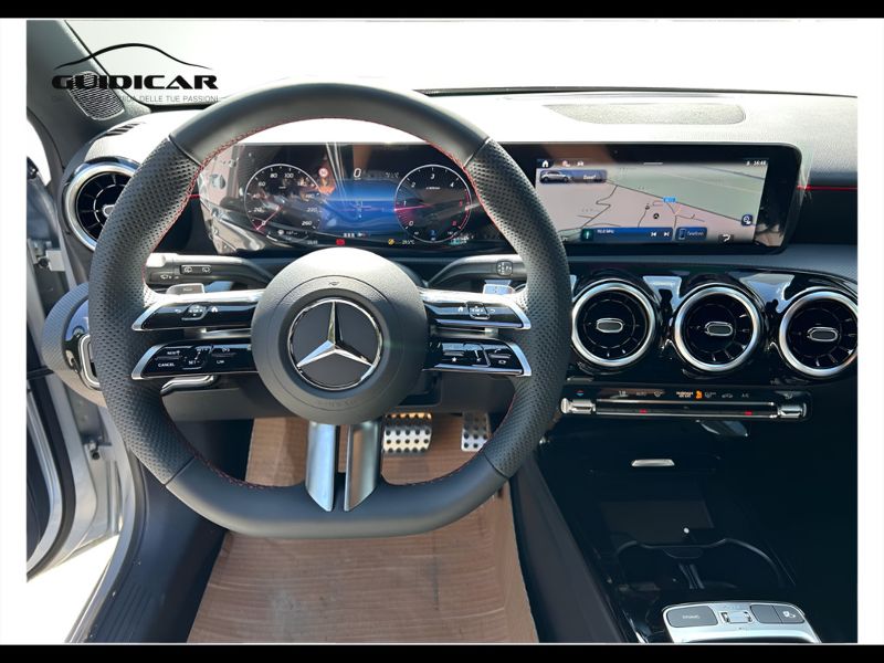 GuidiCar - MERCEDES BENZ Classe a 1 A 180 d Automatic AMG Line ADVANCED Nuovo
