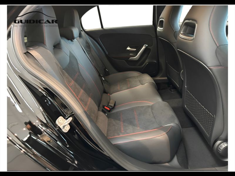 GuidiCar - MERCEDES BENZ Classe a 1 A 180 d Automatic AMG Line ADVANCED Nuovo