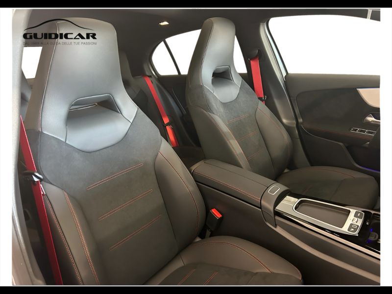 GuidiCar - MERCEDES BENZ Classe a 1 Mercedes-AMG A 35 4MATIC ADVANCED PLUS - AMG Nuovo