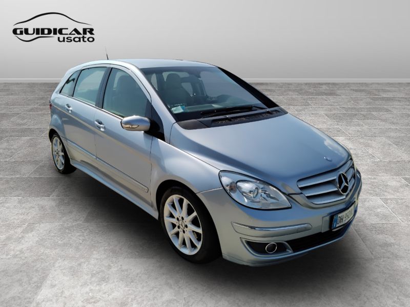 GuidiCar - Mercedes Classe b 2007 B 200 cdi Sport Usato