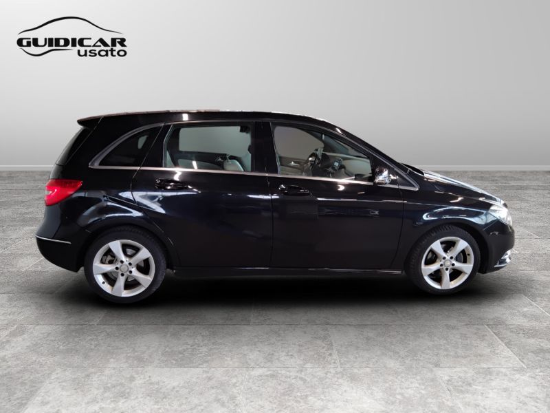 GuidiCar - Mercedes Classe b 2013 B 180 cdi BE Premium Usato