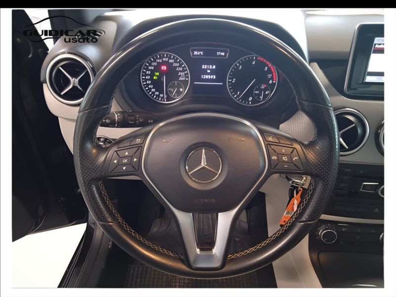 GuidiCar - Mercedes Classe b 2013 B 180 cdi BE Premium Usato