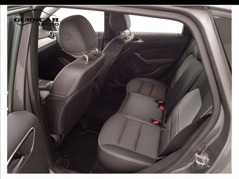 GuidiCar - Mercedes Classe b 2018 B 180 d (cdi) Executive auto FL E6 Usato