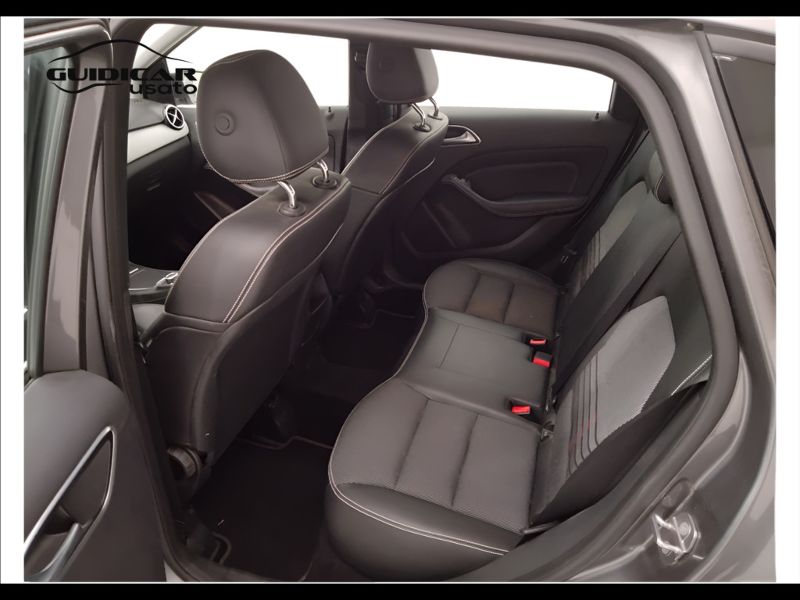 GuidiCar - Mercedes Classe b 2018 B 180 d (cdi) Executive auto FL E6 Usato