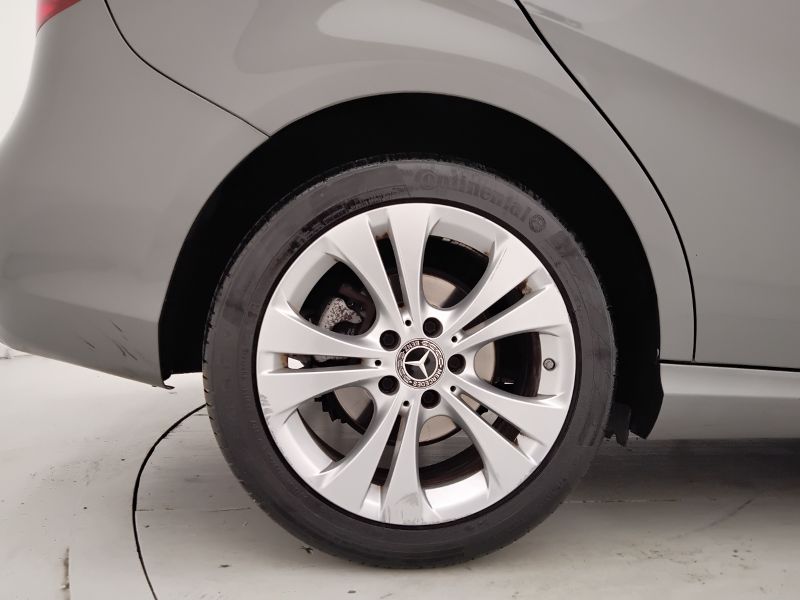 GuidiCar - Mercedes Classe b 2018 B 180 d (cdi) Executive auto FL E6 Usato