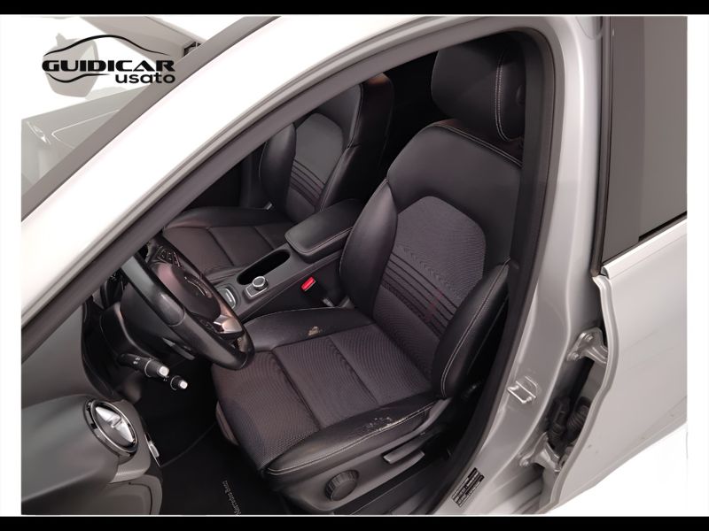 GuidiCar - Mercedes Classe b 2017 B 180 d (cdi) Premium auto FL E6 Usato