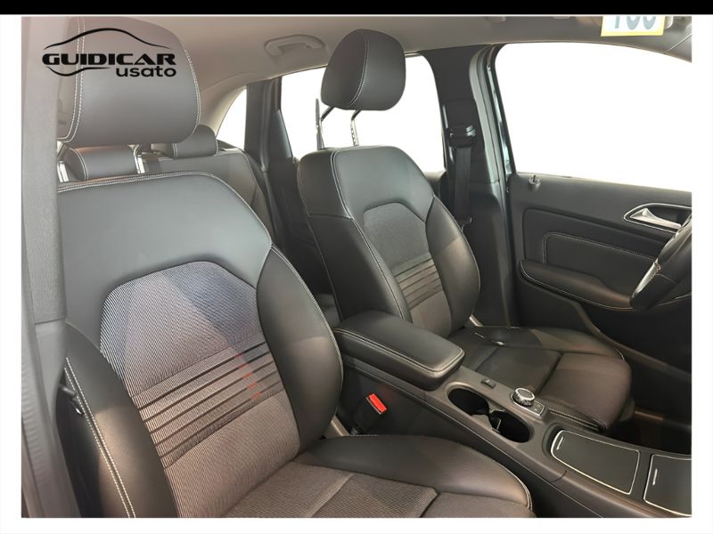 GuidiCar - Mercedes Classe b 2018 B 180 d (cdi) Sport auto Usato