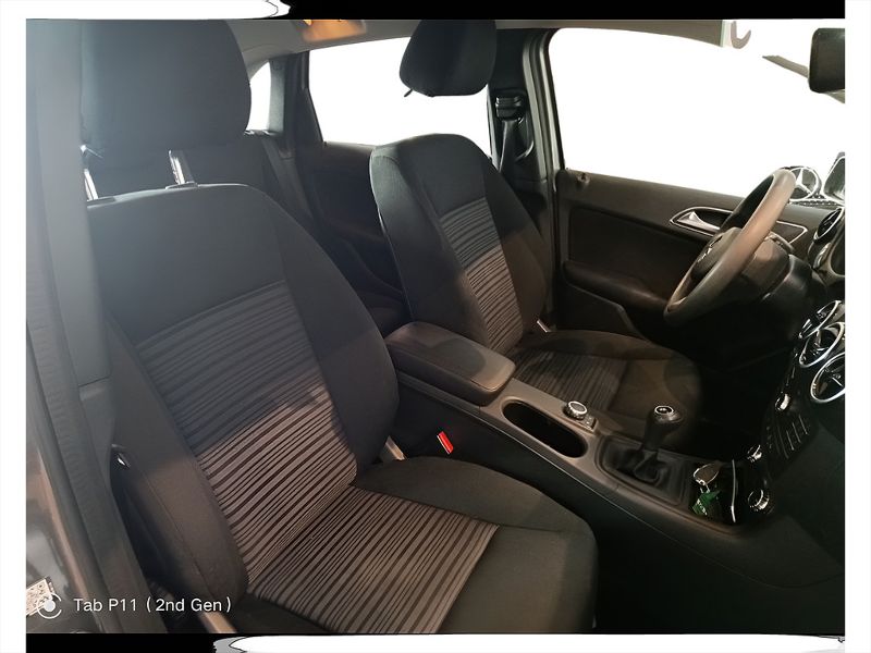 GuidiCar - Mercedes Classe B     (T246) B 180 Executive