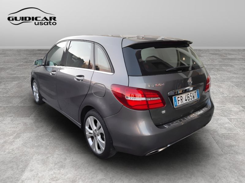 GuidiCar - Mercedes Classe b 2018 B 200 d Sport Next auto Usato