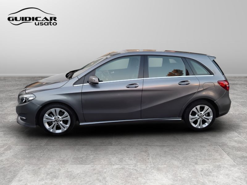 GuidiCar - Mercedes Classe b 2018 B 200 d Sport Next auto Usato