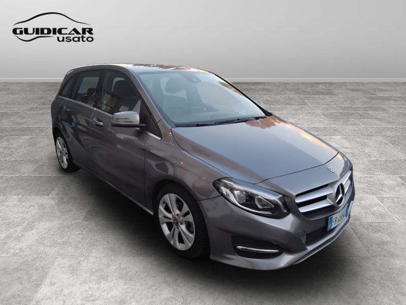 GuidiCar - Mercedes Classe b 2018 B 200 d Sport Next auto Usato
