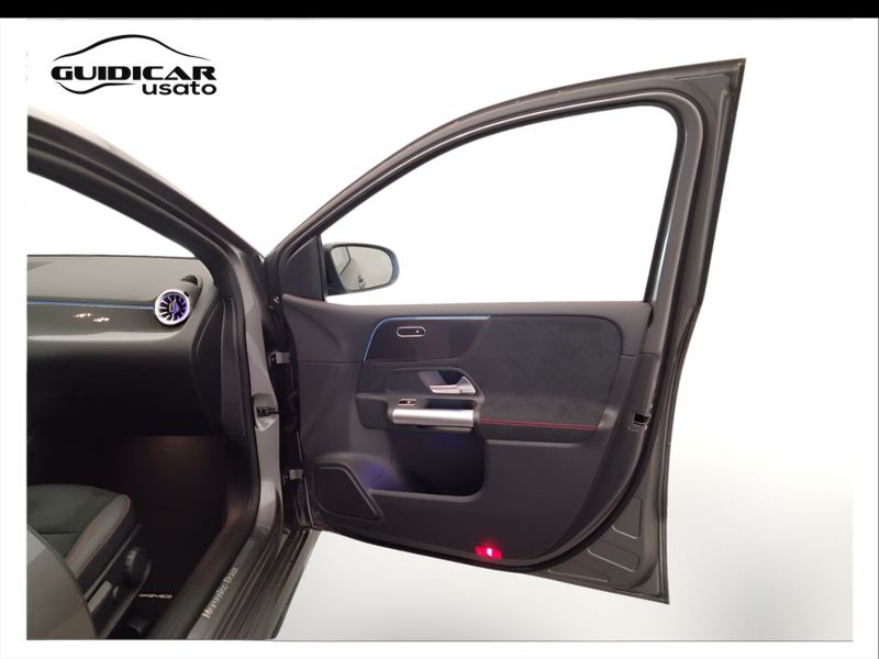 GuidiCar - Mercedes Classe b 2024 B 180 d Advanced Plus AMG Line auto Aziendale