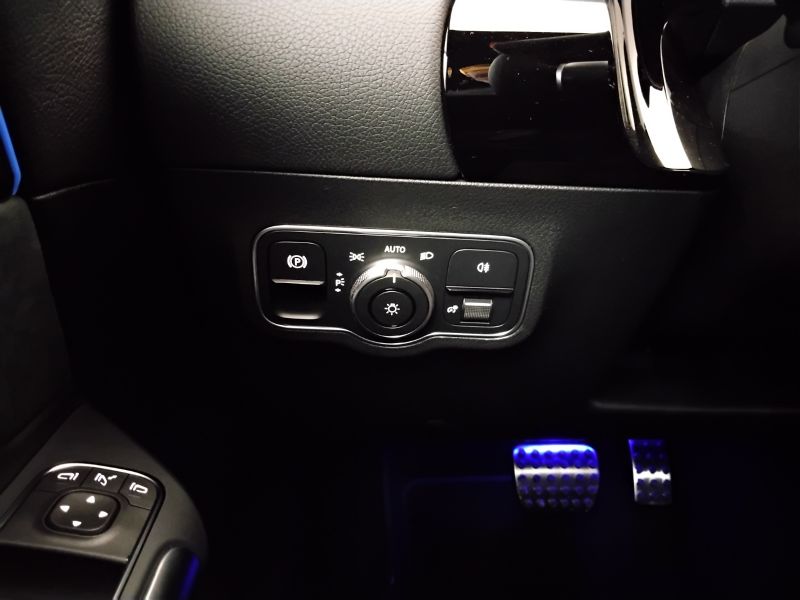 GuidiCar - Mercedes Classe b 2024 B 180 d Advanced Plus AMG Line auto Aziendale