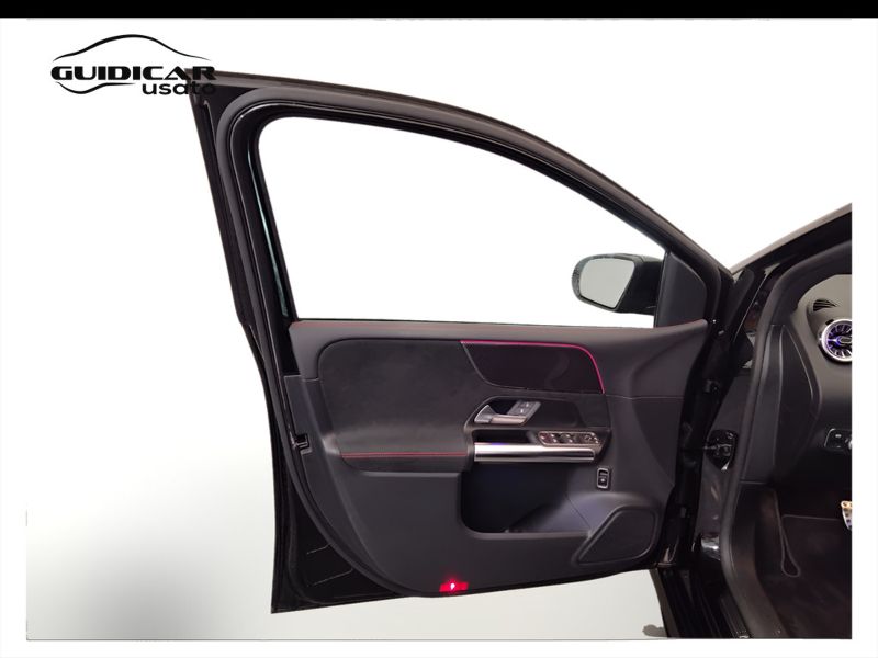 GuidiCar - Mercedes Classe b 2021 B 180 d Premium auto Usato