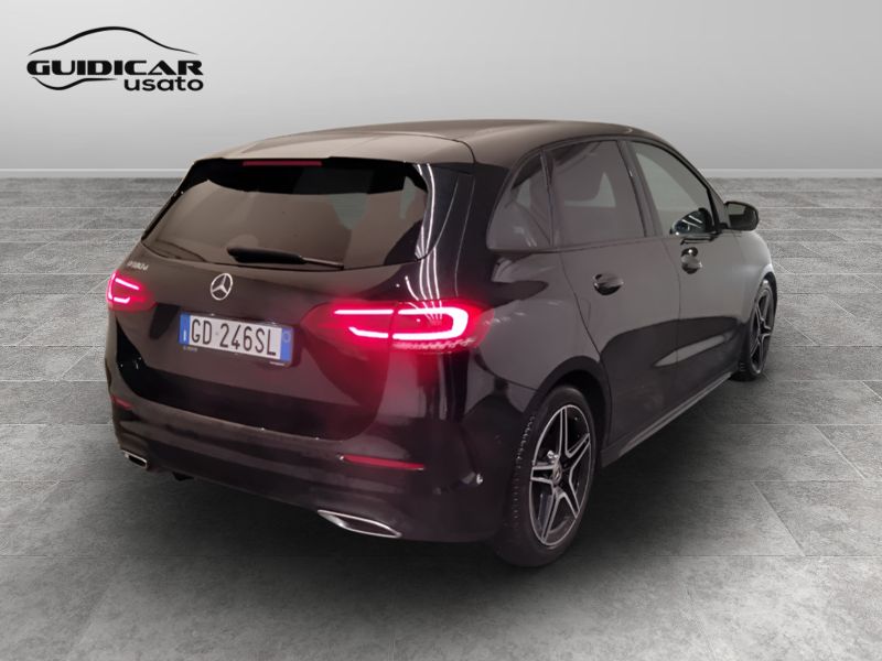 GuidiCar - Mercedes Classe b 2021 B 180 d Premium auto Usato