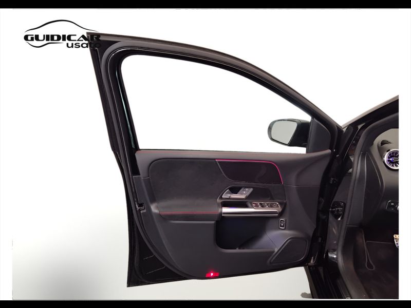 GuidiCar - Mercedes Classe b 2021 B 180 d Premium auto Usato