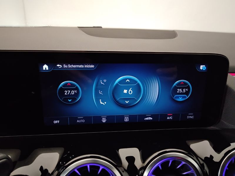 GuidiCar - Mercedes Classe b 2021 B 180 d Premium auto Usato