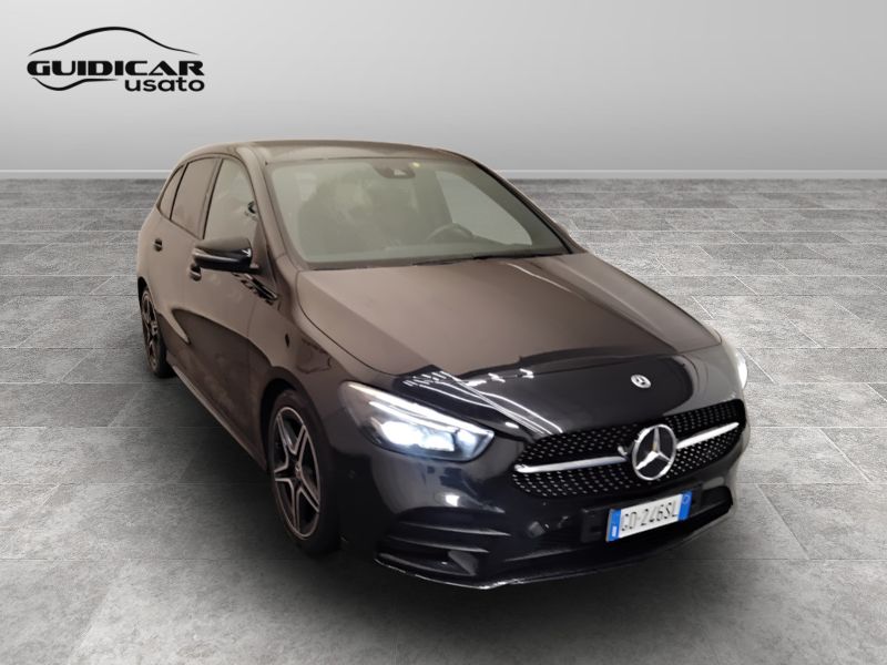 GuidiCar - Mercedes Classe b 2021 B 180 d Premium auto Usato