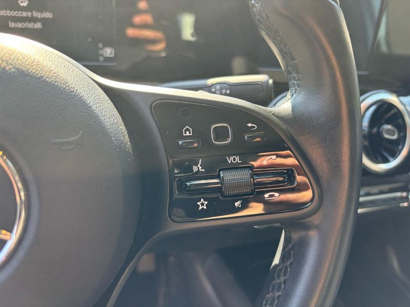 GuidiCar - Mercedes Classe b 2021 B 180 d Sport auto Usato