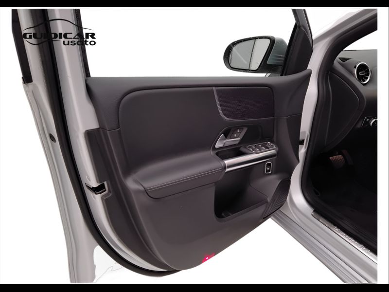GuidiCar - Mercedes Classe b 2019 B 180 d Sport Plus auto Usato