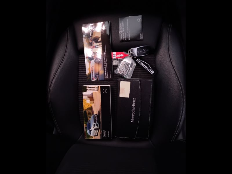 GuidiCar - Mercedes Classe b 2019 B 200 d Sport Plus auto Usato