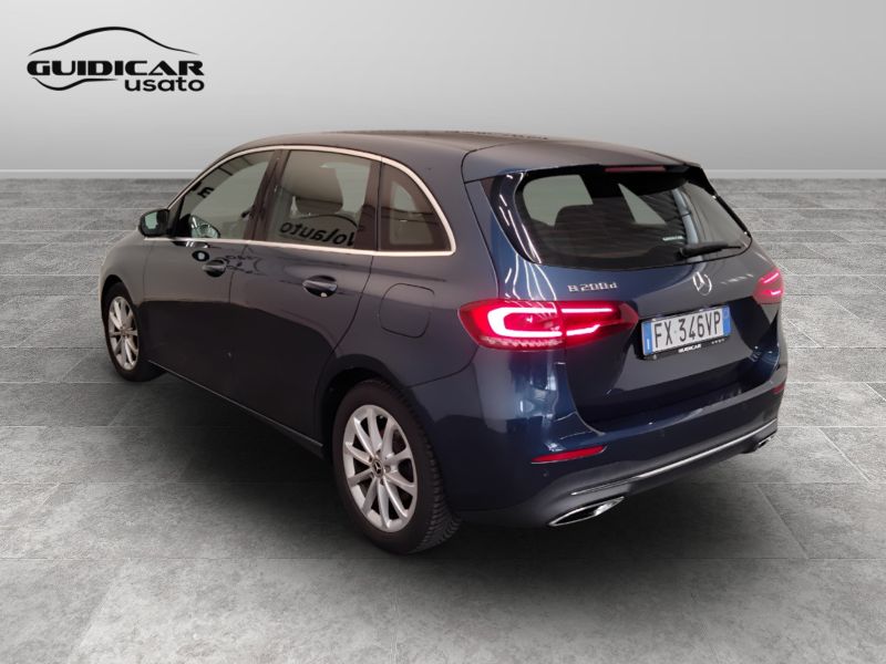 GuidiCar - Mercedes Classe b 2019 B 200 d Sport Plus auto Usato