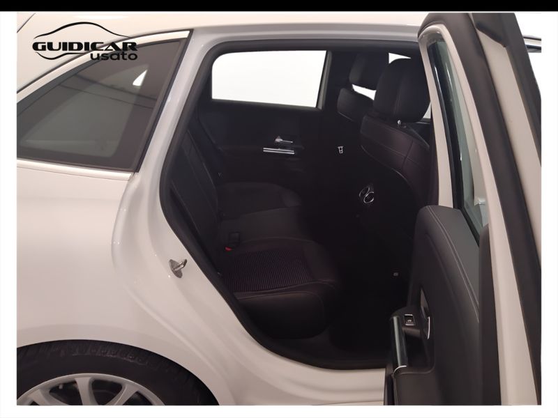 GuidiCar - Mercedes Classe b 2020 B 200 d Sport Plus auto Usato