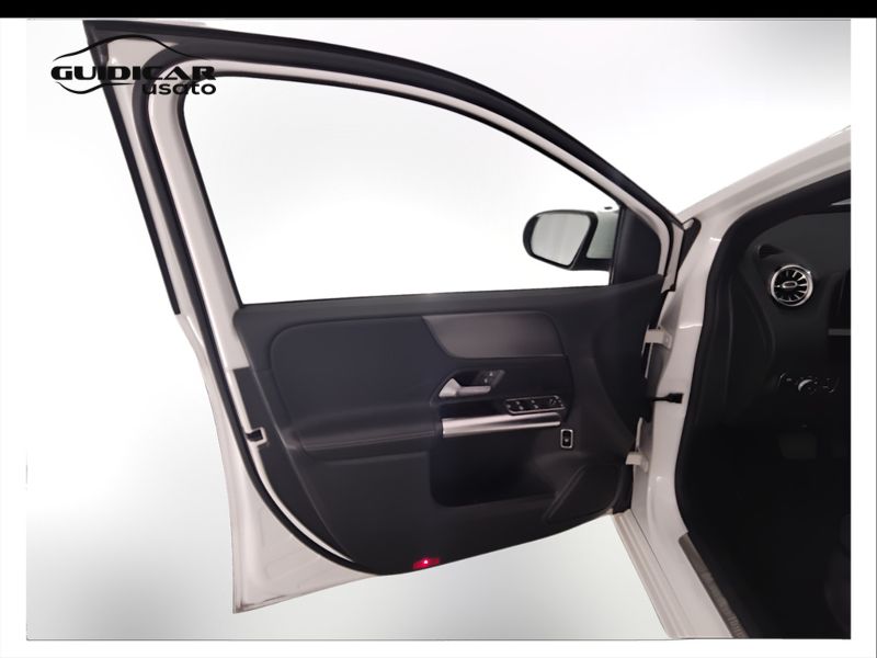 GuidiCar - Mercedes Classe b 2020 B 200 d Sport Plus auto Usato