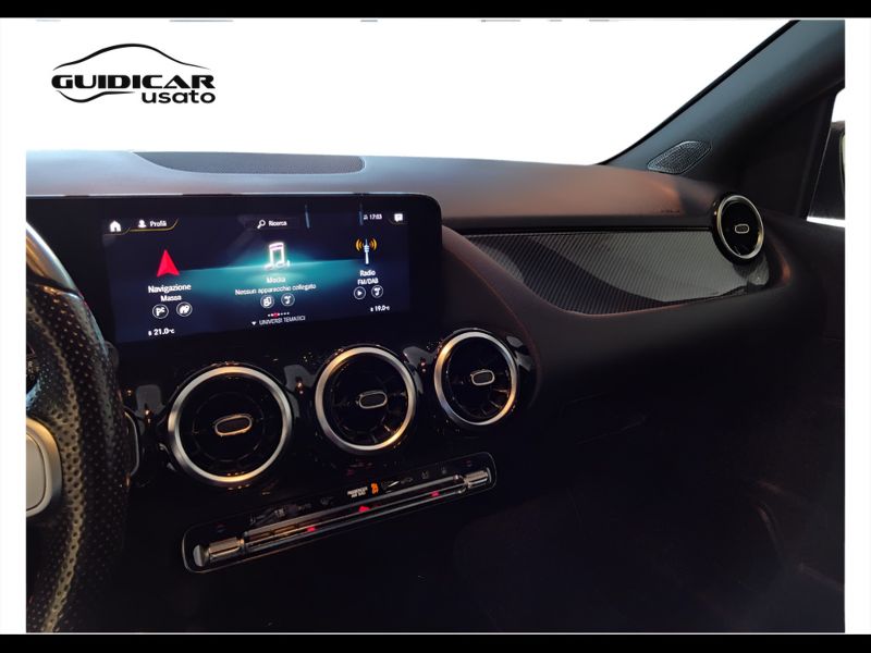 GuidiCar - Mercedes Classe b 2021 B 250 e plug-in hybrid(e-eq-power) Premium auto Usato