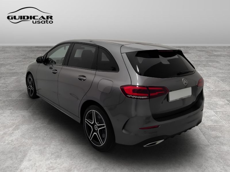 GuidiCar - Mercedes Classe b 2021 B 250 e plug-in hybrid(e-eq-power) Premium auto Usato