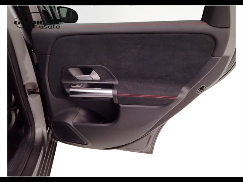 GuidiCar - Mercedes Classe b 2021 B 250 e plug-in hybrid(e-eq-power) Premium auto Usato