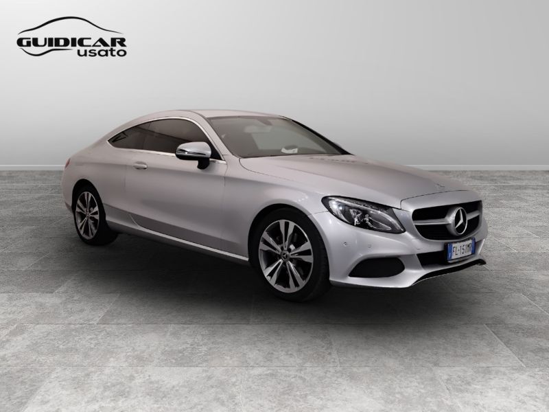 GuidiCar - Mercedes Classe C 2017 C Coupe 220 d Premium 4matic auto Usato