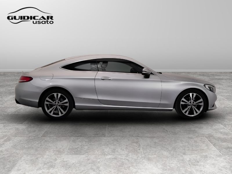 GuidiCar - Mercedes Classe C 2017 C Coupe 220 d Premium 4matic auto Usato