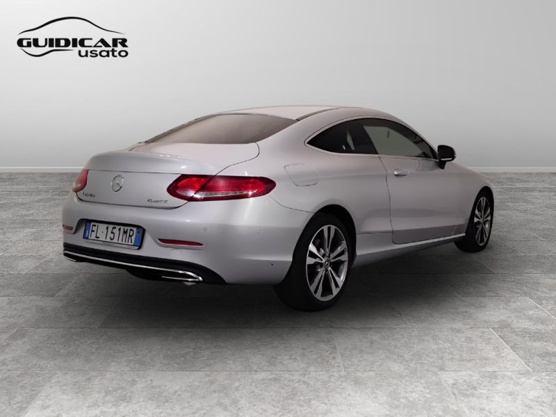 GuidiCar - Mercedes Classe C 2017 C Coupe 220 d Premium 4matic auto Usato