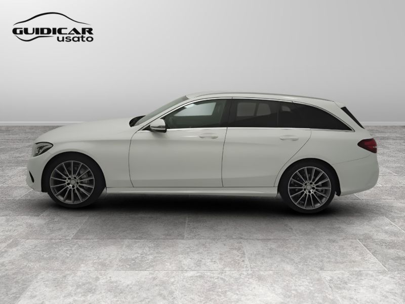 GuidiCar - Mercedes Classe C 2016 C SW 220 d Premium 4matic auto 9m Usato