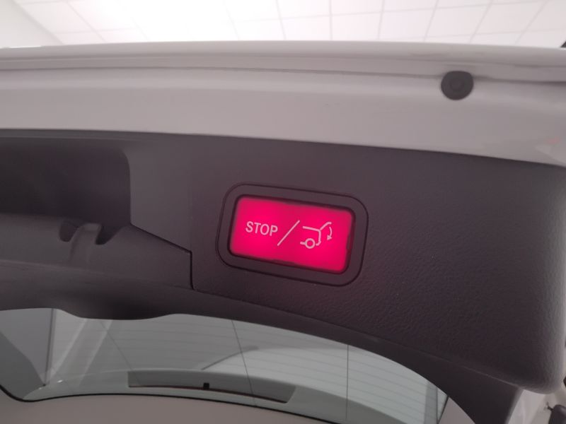 GuidiCar - Mercedes Classe C 2016 C SW 220 d Premium 4matic auto 9m Usato