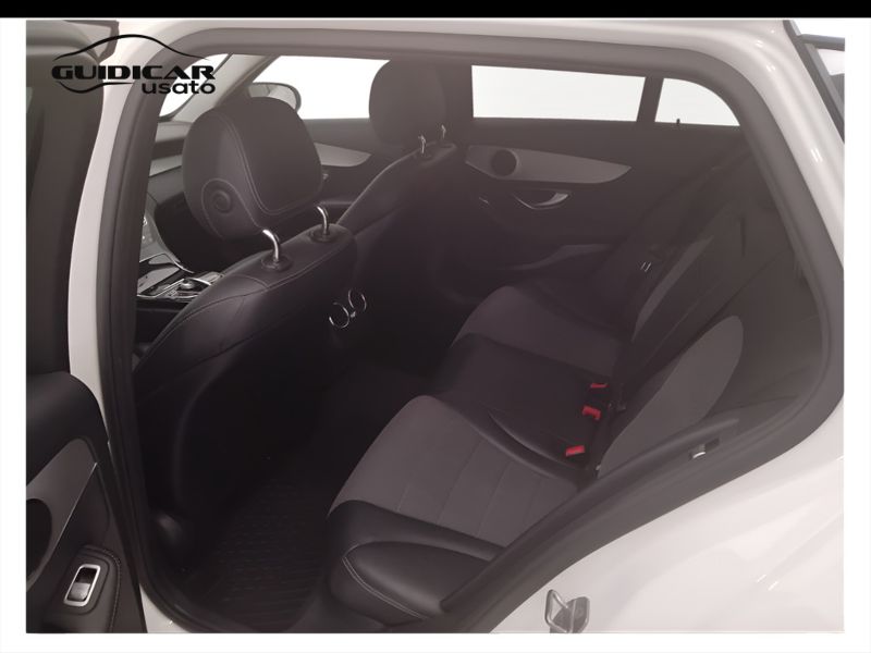 GuidiCar - Mercedes Classe C 2016 C SW 220 d Premium 4matic auto 9m Usato