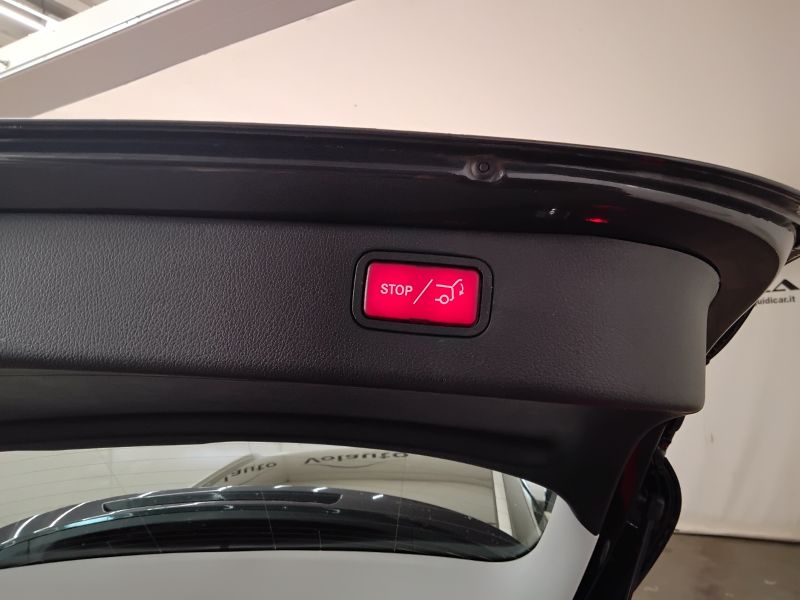 GuidiCar - Mercedes Classe C 2024 C SW 200 d mhev Advanced auto Usato