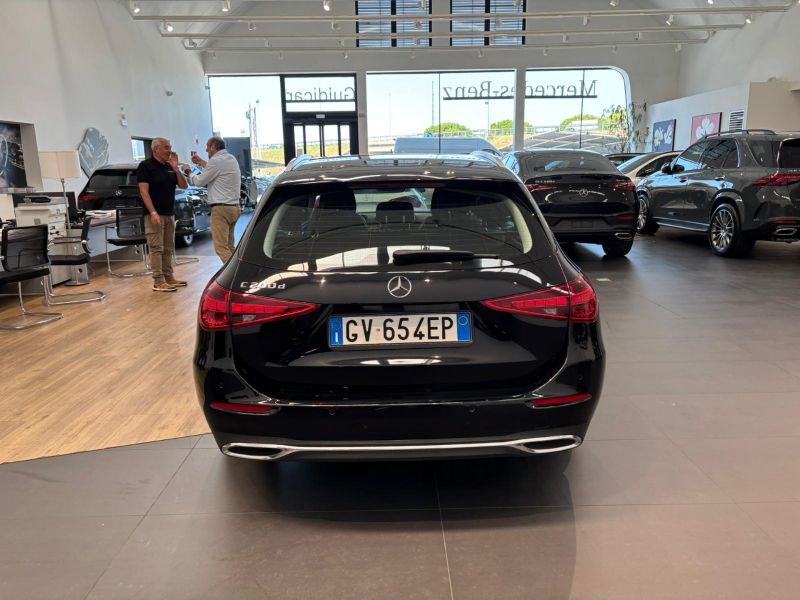 GuidiCar - Mercedes Classe C 2024 C SW 200 d mhev Advanced auto Usato