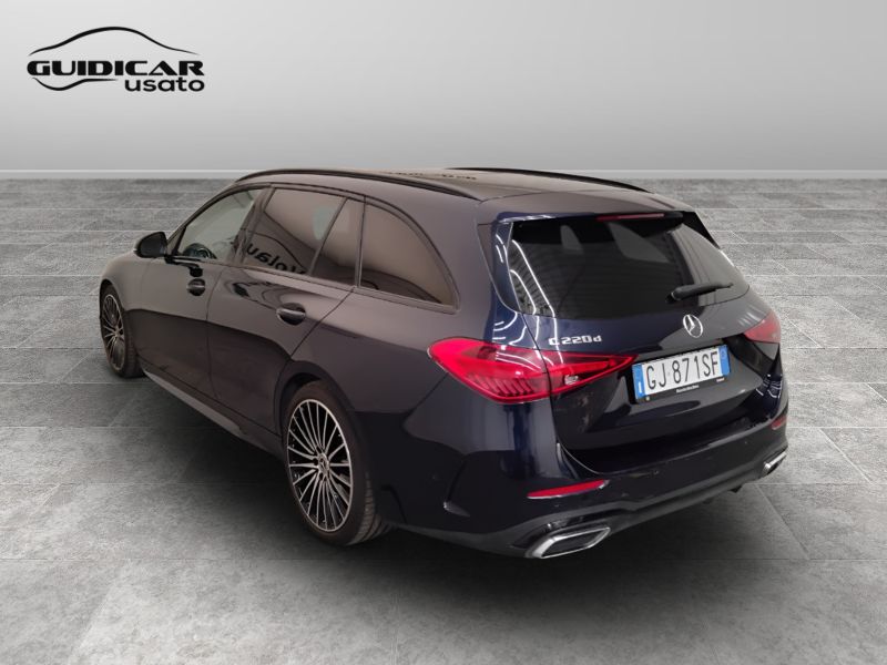 GuidiCar - Mercedes Classe C 2022 C SW 220 d mhev Premium auto Usato