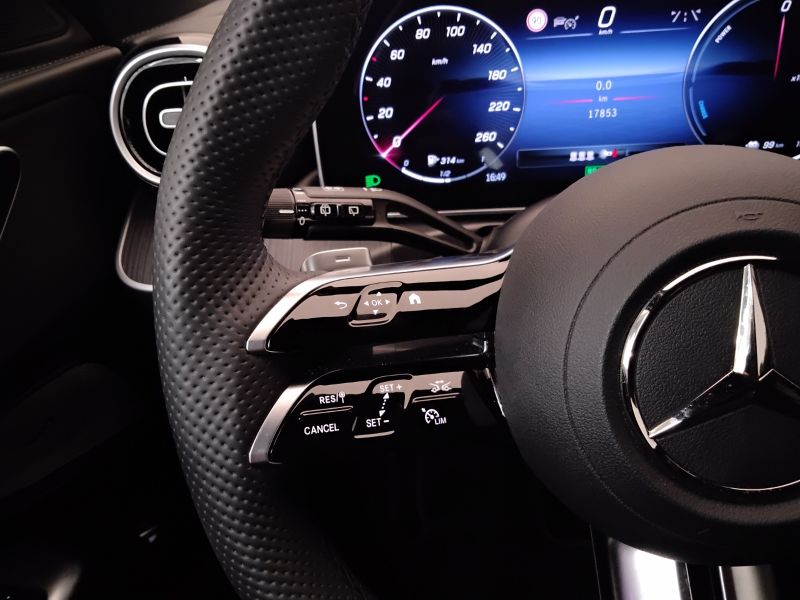 GuidiCar - Mercedes Classe C 2024 C SW 300 de phev AMG Line Advanced auto Usato