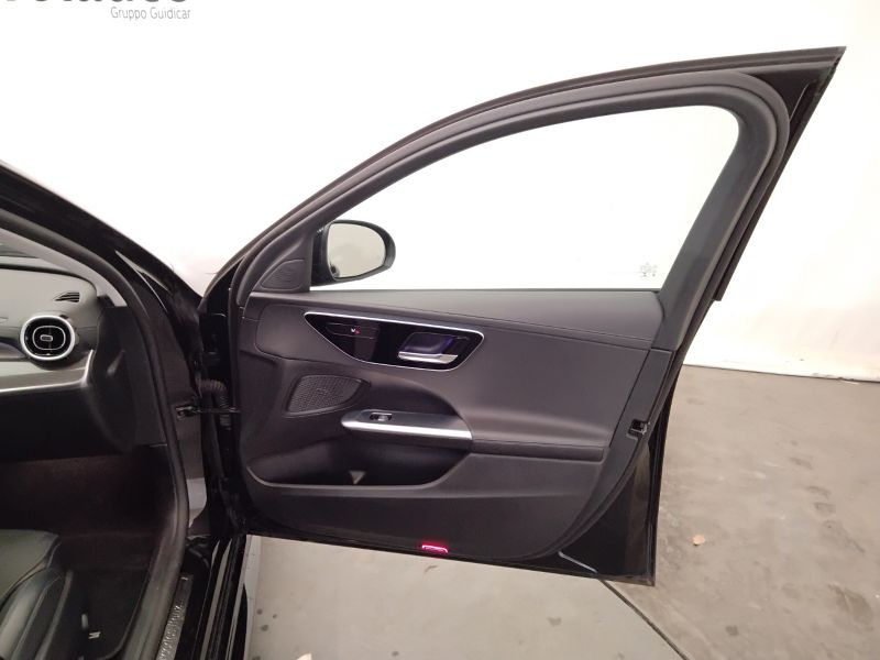 GuidiCar - Mercedes Classe C 2022 C SW 300 e phev Premium auto Usato