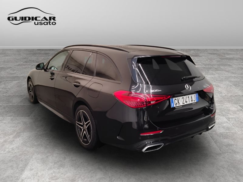 GuidiCar - Mercedes Classe C 2022 C SW 300 e phev Premium auto Usato