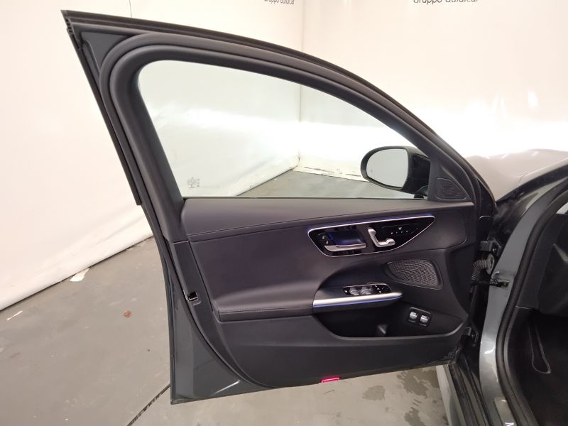 GuidiCar - Mercedes Classe C 2022 C SW 300 e phev Premium Plus auto Usato