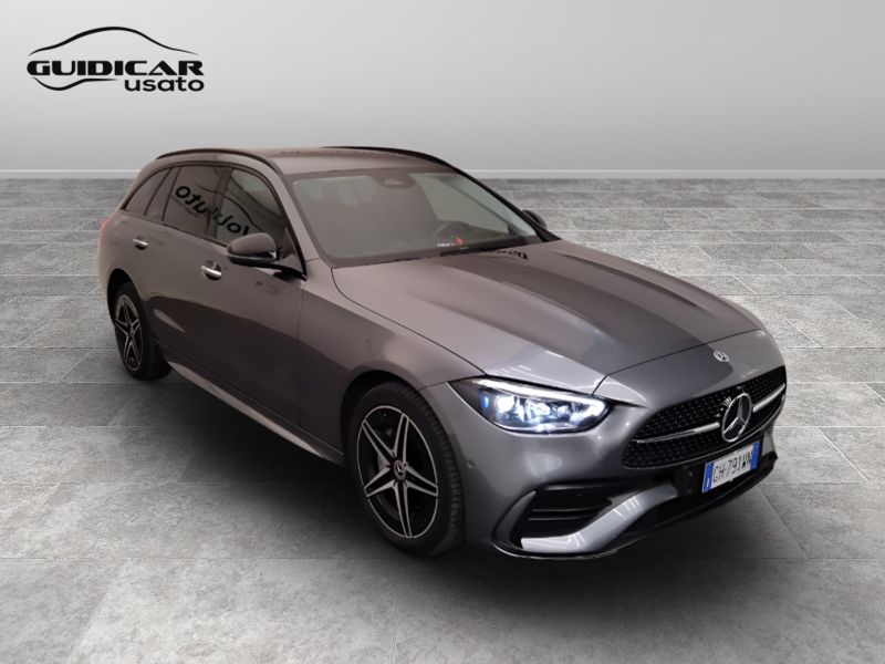 GuidiCar - Mercedes Classe C 2022 C SW 300 e phev Premium Plus auto Usato