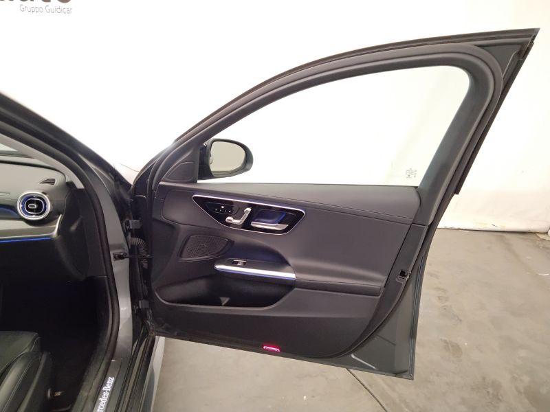 GuidiCar - Mercedes Classe C 2022 C SW 300 e phev Premium Plus auto Usato