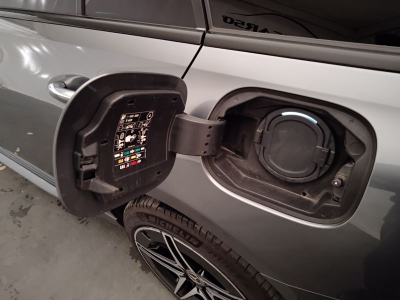 GuidiCar - Mercedes Classe C 2022 C SW 300 e phev Premium Plus auto Usato