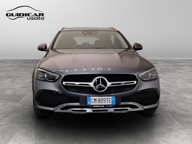 GuidiCar - Mercedes Classe C 2023 C SW All-Terrain 220 d mhev Premium 4matic auto Usato