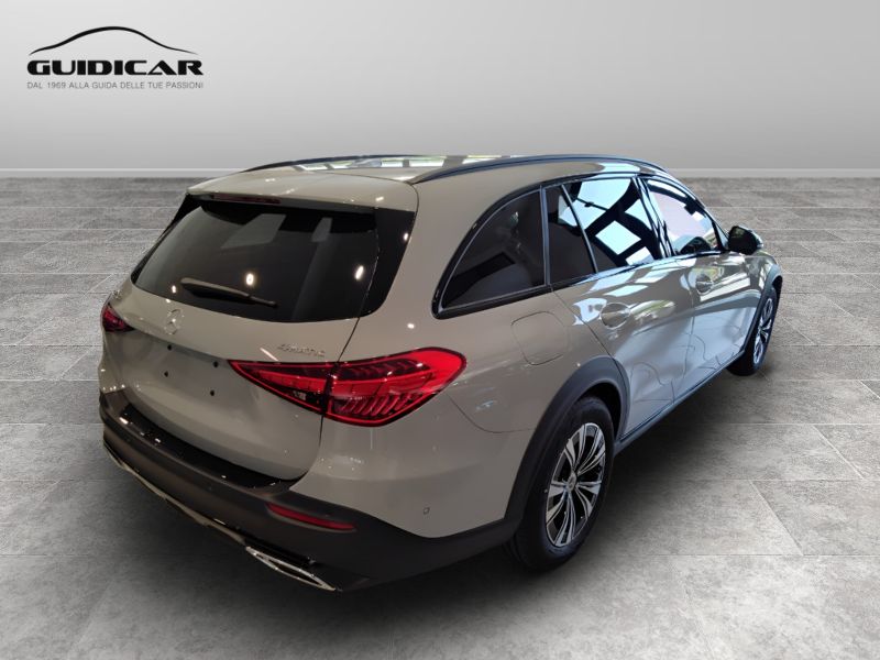 GuidiCar - MERCEDES BENZ CLASSE C STATION WAGON 1 C 220 d 4MATIC All Terrain Nuovo