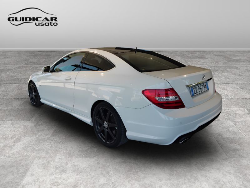 GuidiCar - Mercedes Classe C 2011 C Coupe 220 cdi (BE) Avantgarde Usato